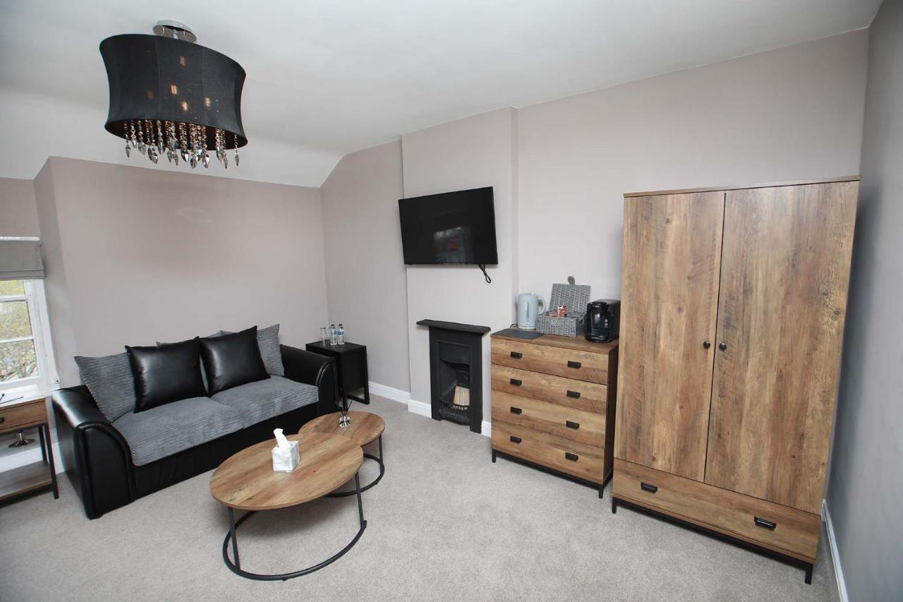 Oyo Glyn Valley Hotel Glyn Ceiriog ภายนอก รูปภาพ