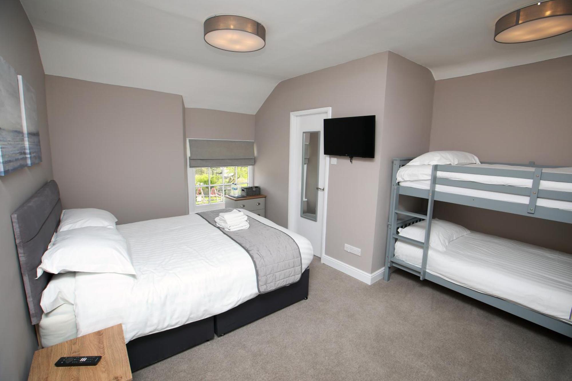 Oyo Glyn Valley Hotel Glyn Ceiriog ภายนอก รูปภาพ