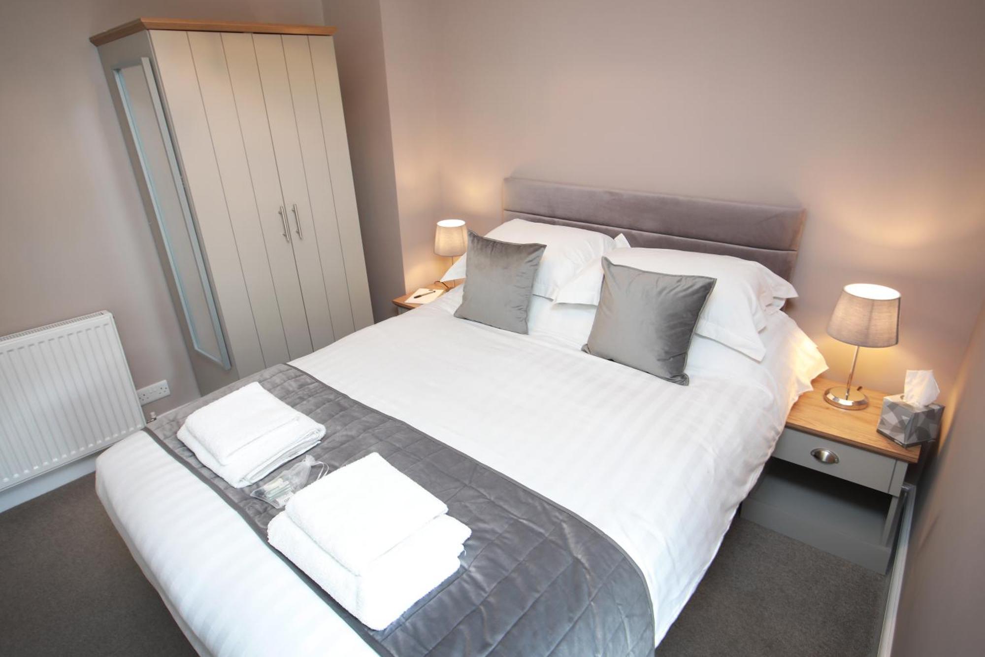 Oyo Glyn Valley Hotel Glyn Ceiriog ภายนอก รูปภาพ